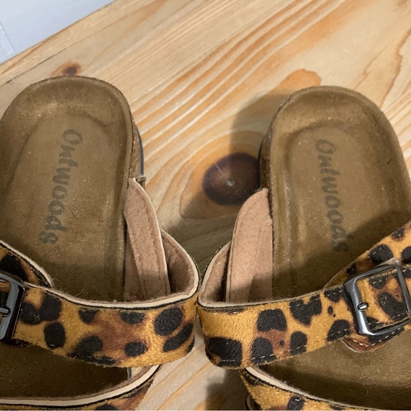 Women’s Brown & Tan Ontwoods Leopard Print Sandals - Picture 4 of 6